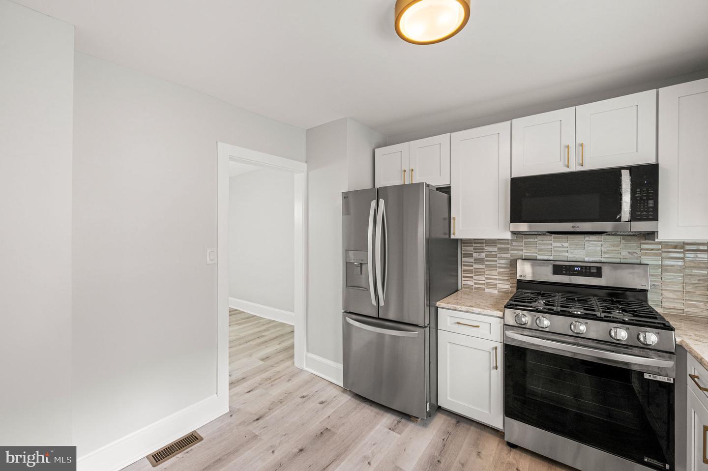 6478 Musgrave St Property Photo 10