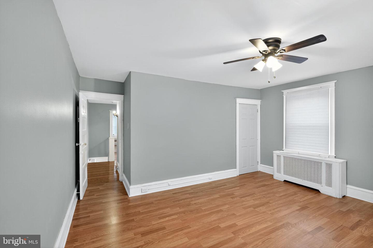 5712 Sansom St Property Photo 8