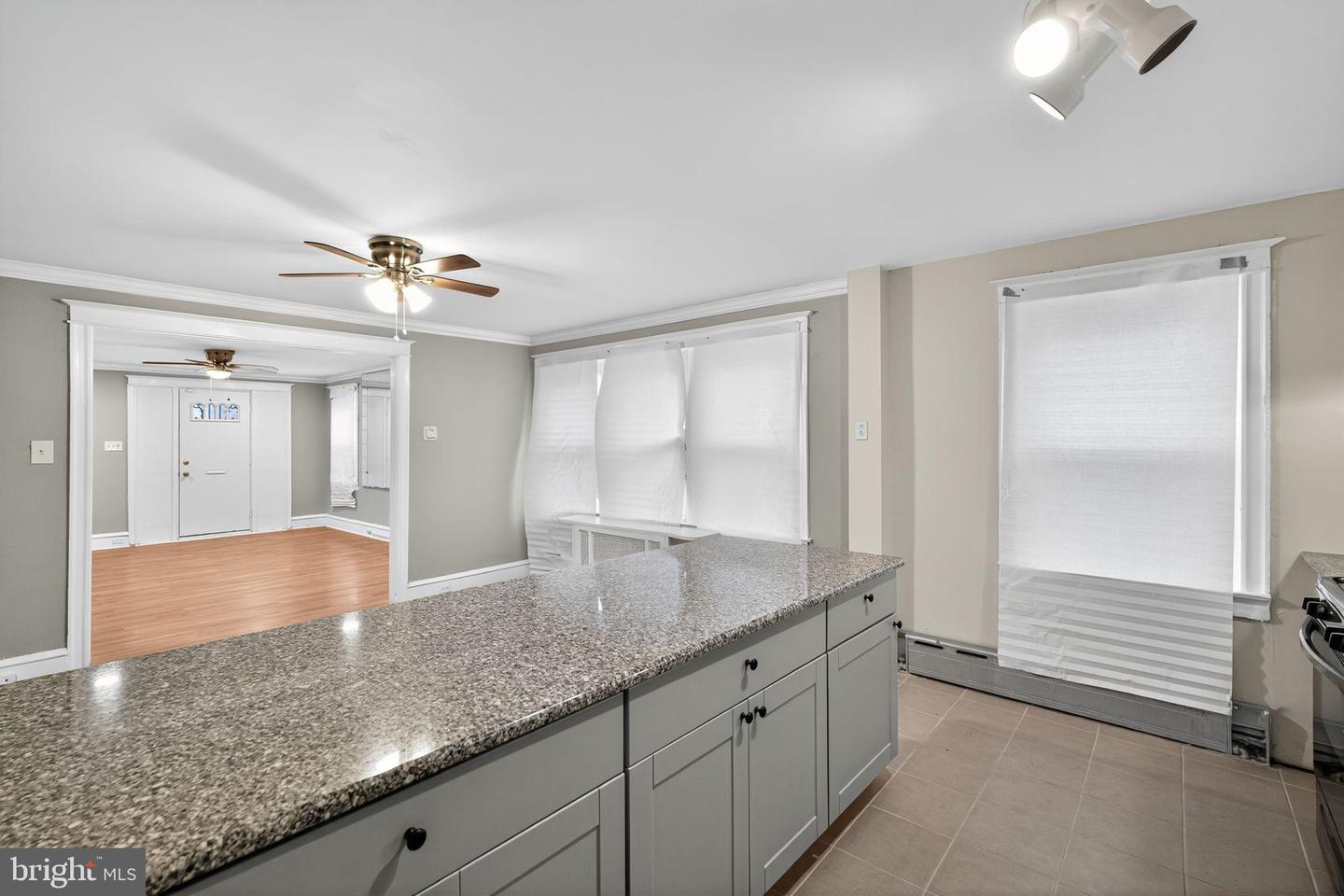 5712 Sansom St Property Photo 18