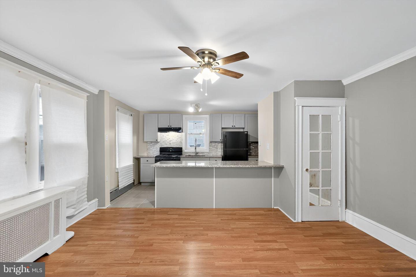 5712 Sansom St Property Photo 19