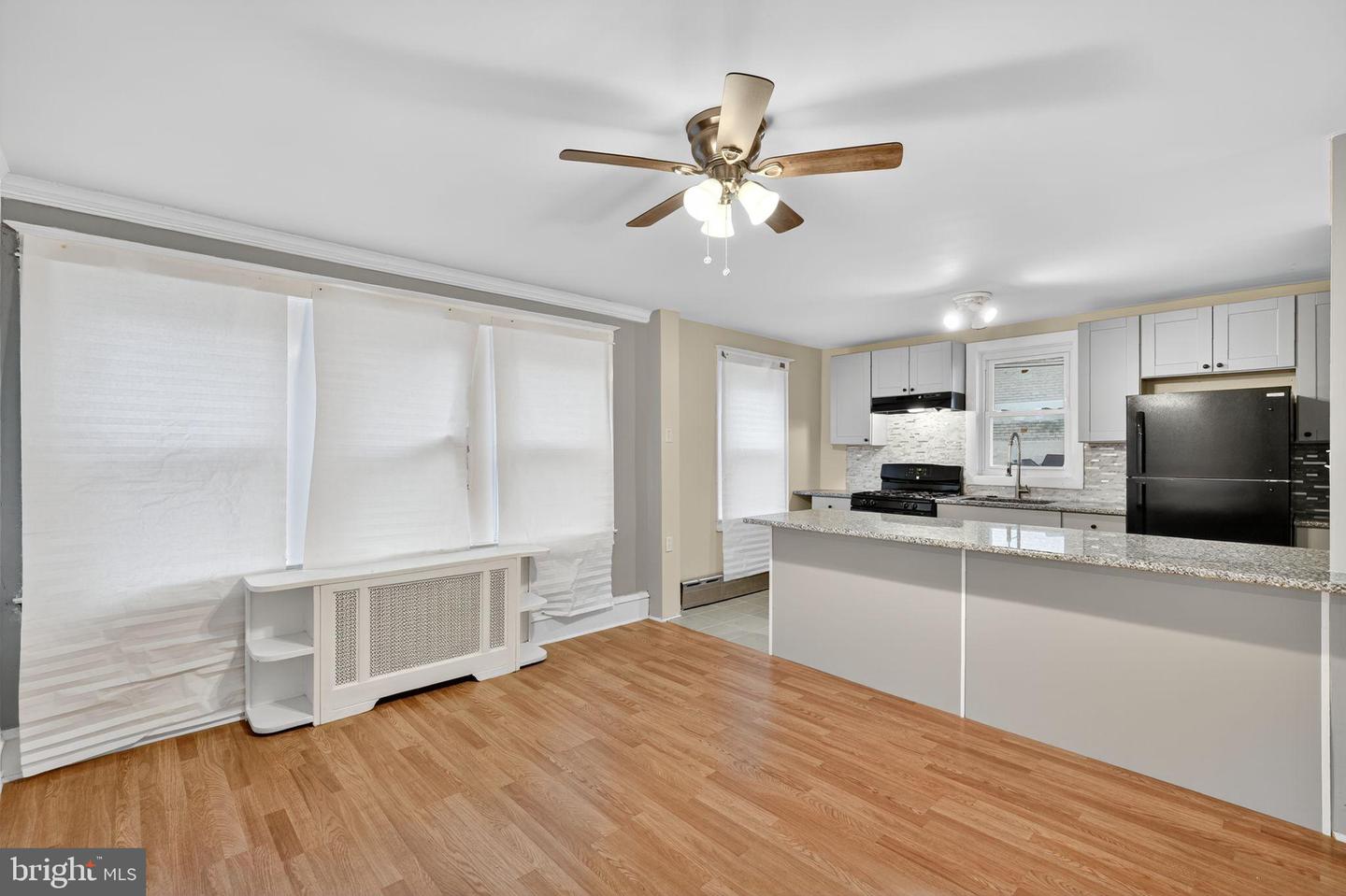 5712 Sansom St Property Photo 20
