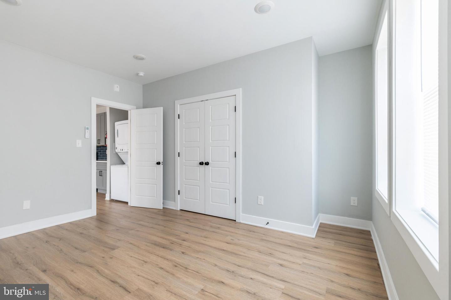 2914 W Oxford St Property Photo 18