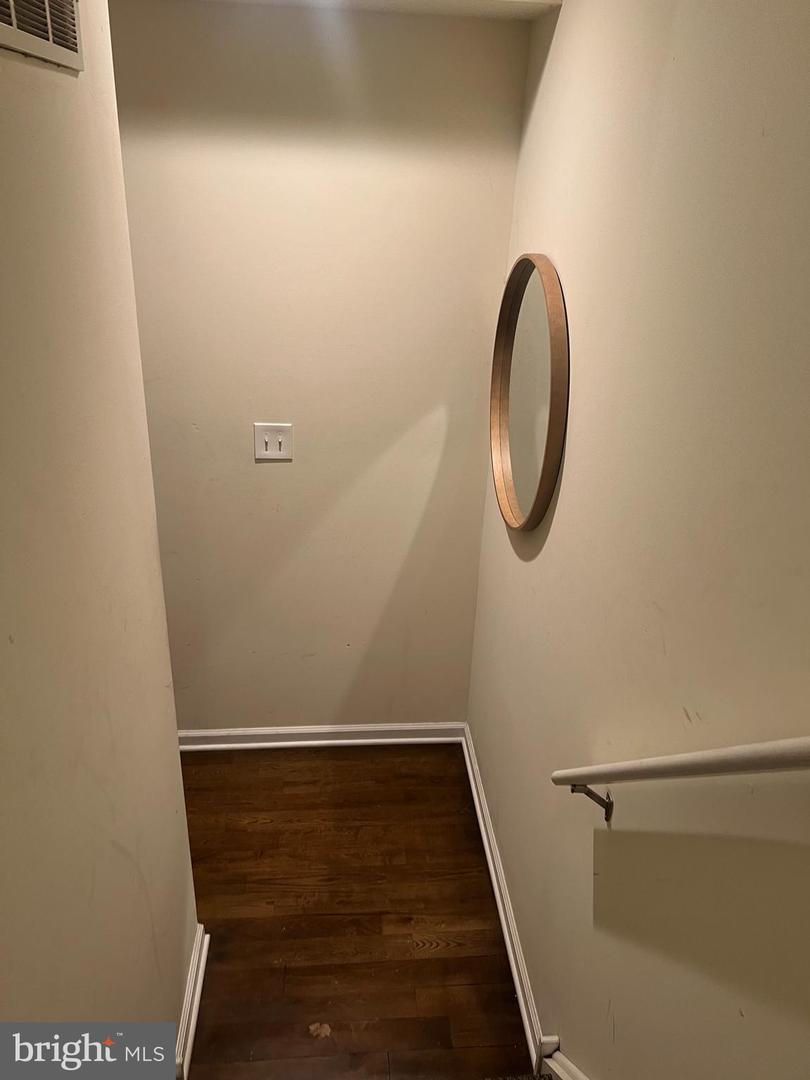 2254 N 12th St Property Photo 25
