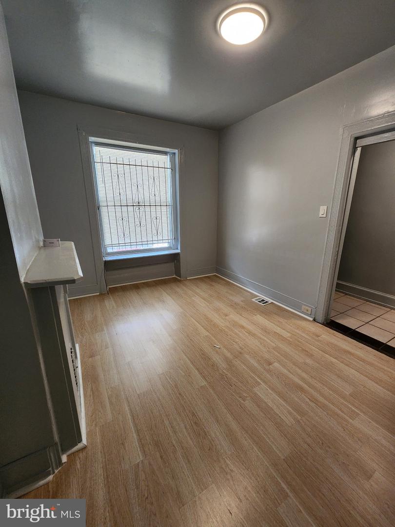 1831 N CROSKEY ST Property Photo 1