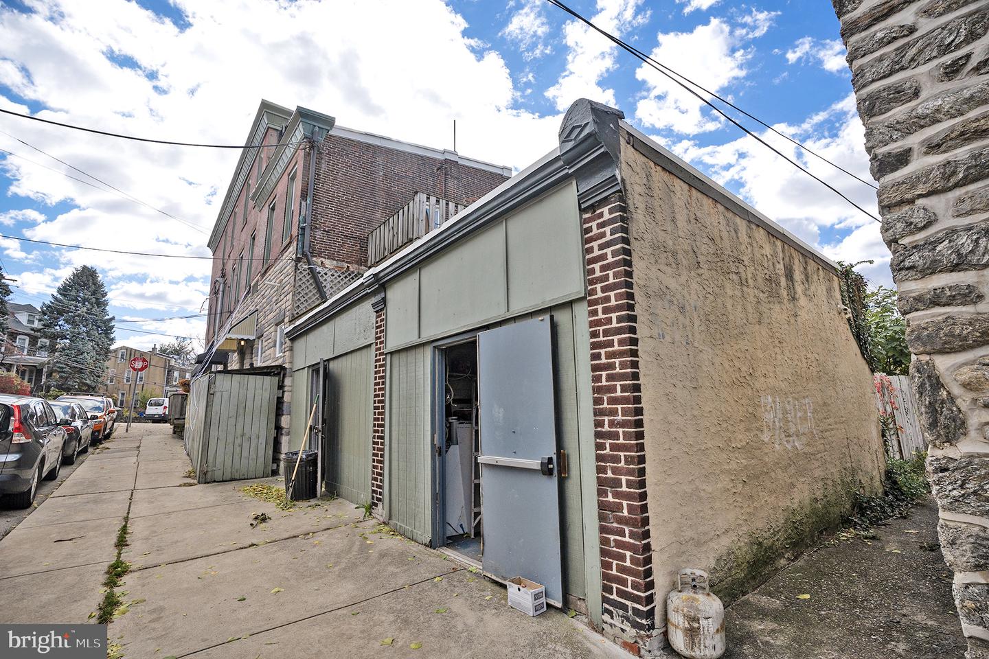 146 Vassar St Property Photo 22