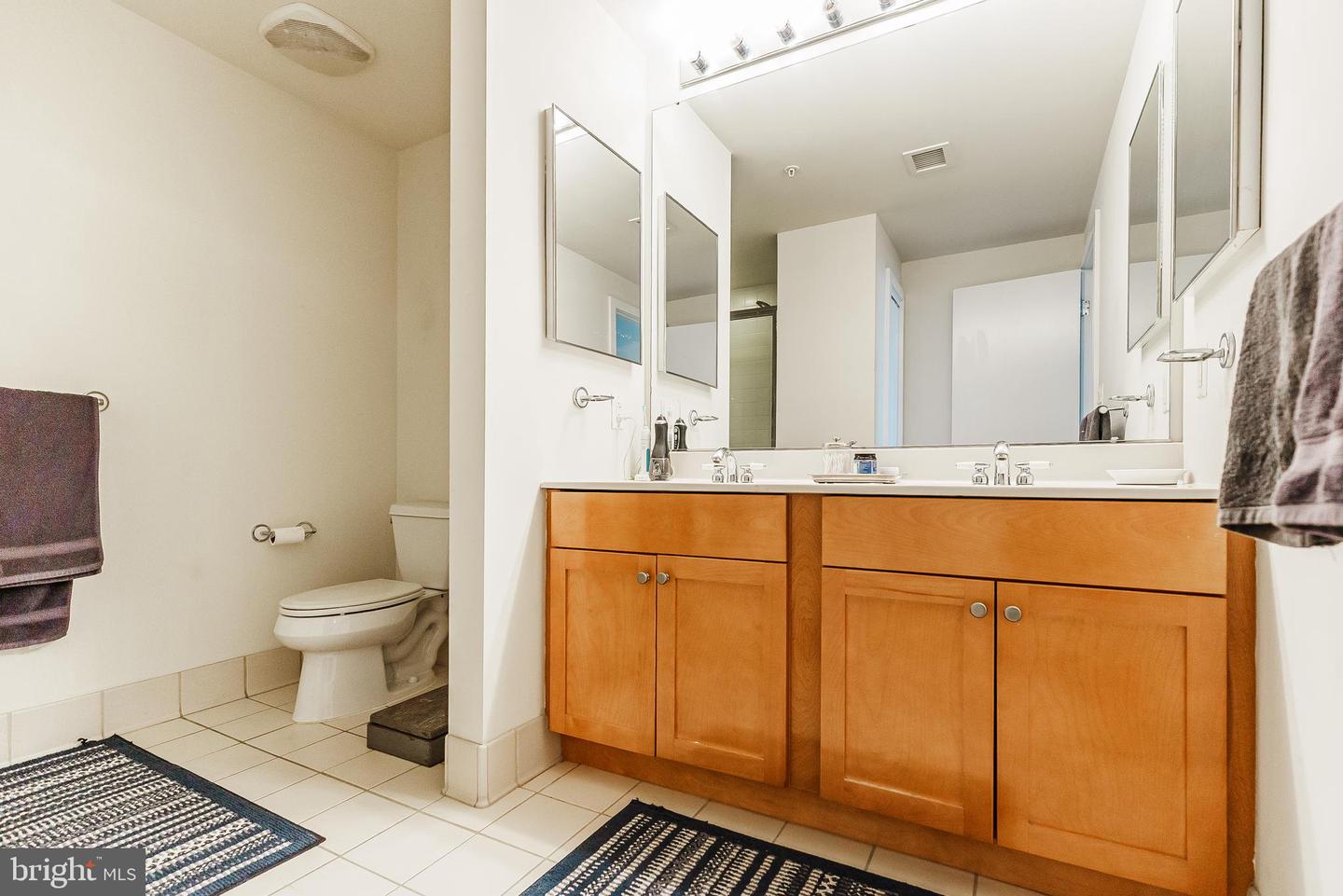 717 S Chris Columbus Blvd #517 Property Photo 7