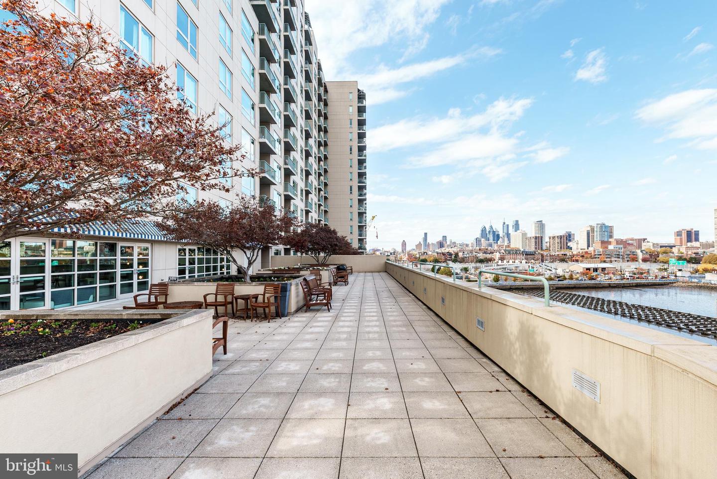 717 S Chris Columbus Blvd #517 Property Photo 18