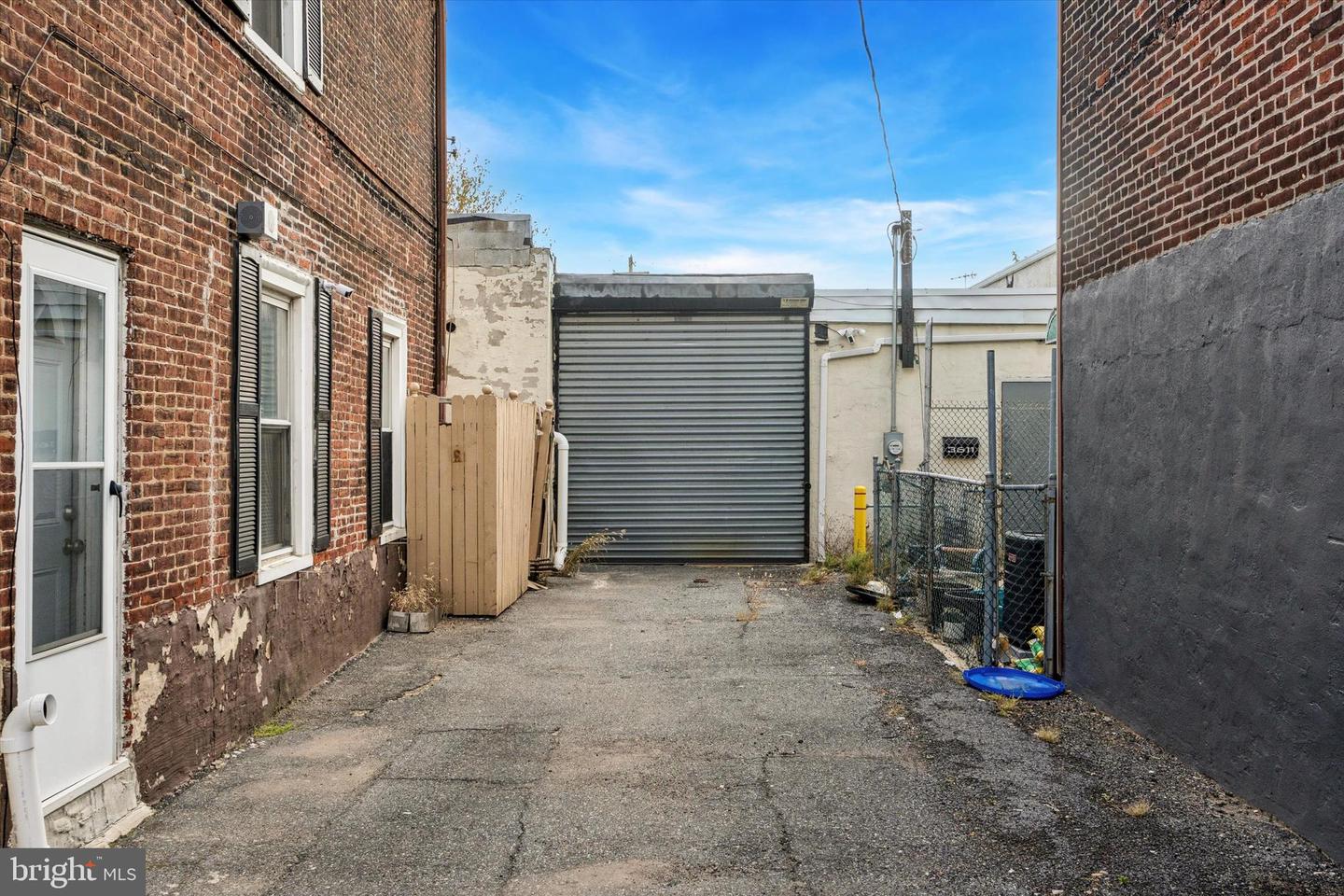 3605 Salmon St Property Photo 19