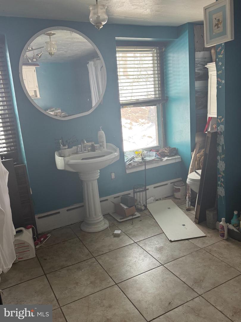 12 Shawmont Ave Property Photo 9