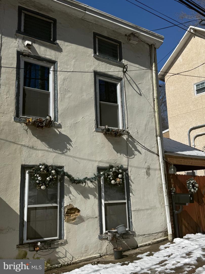 12 Shawmont Ave Property Photo 20