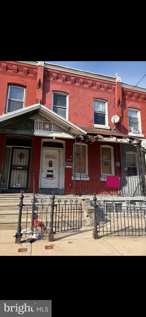 3837 Brown St Property Photo 1
