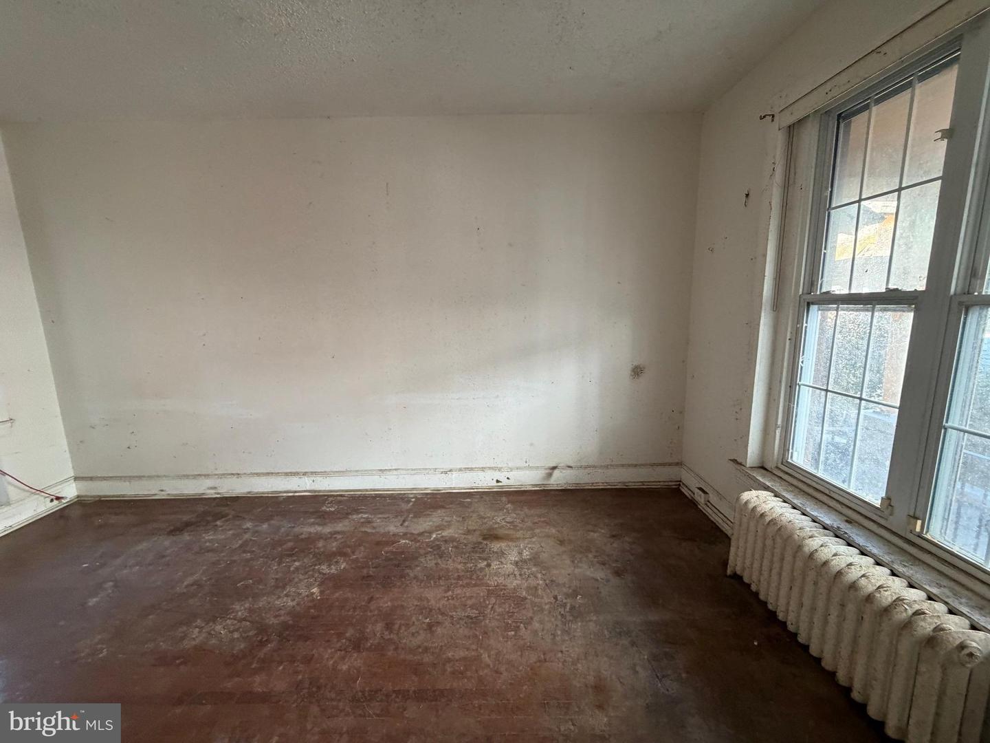 1602 Rowan St Property Photo 3