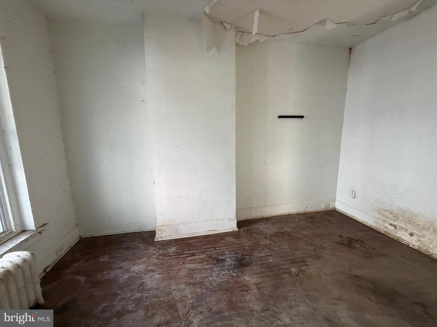 1602 Rowan St Property Photo 4