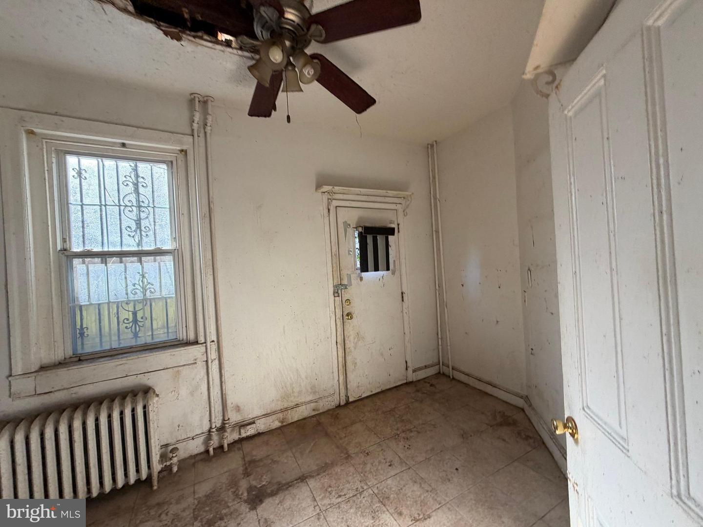 1602 Rowan St Property Photo 5