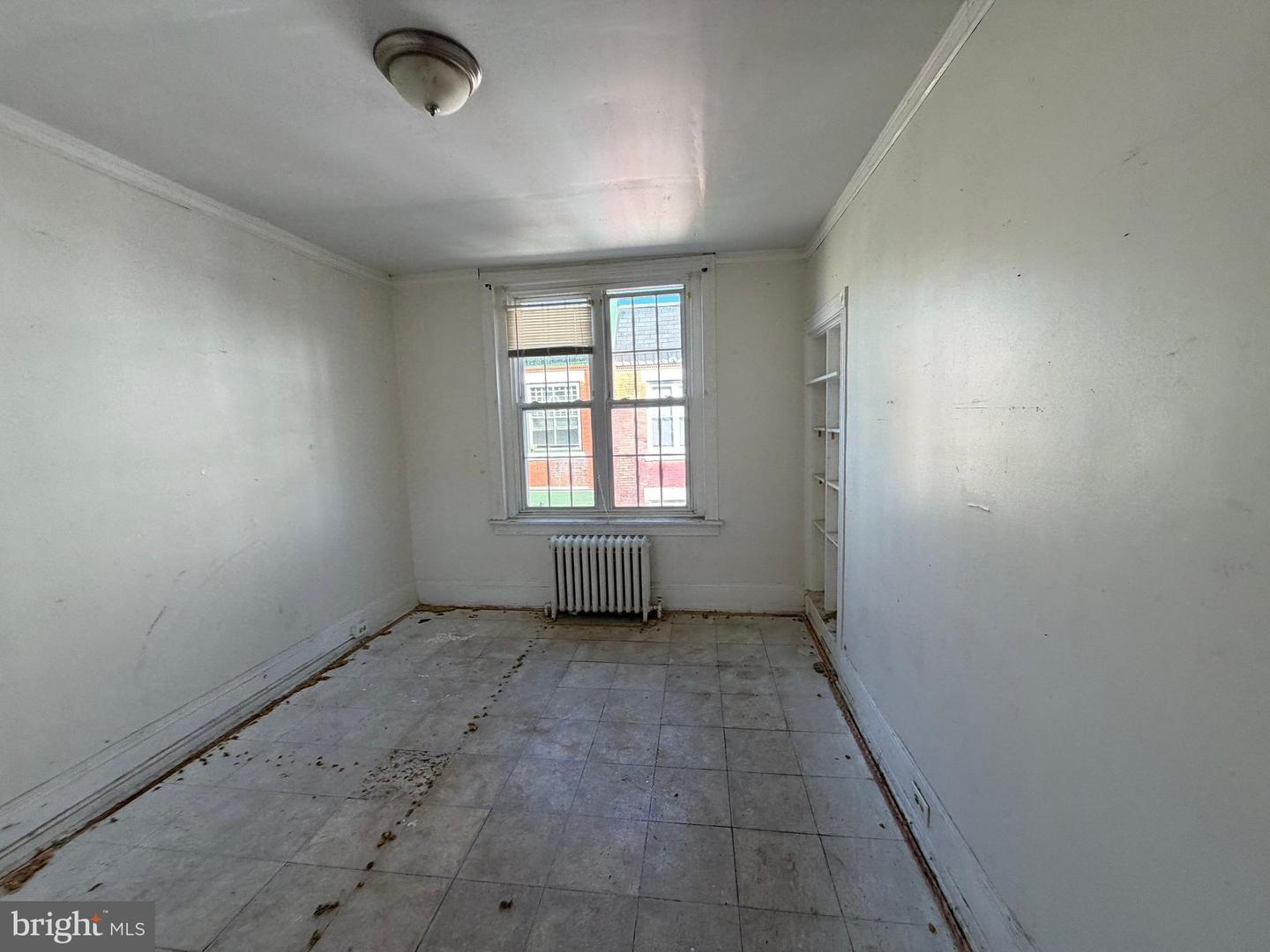 1602 Rowan St Property Photo 6