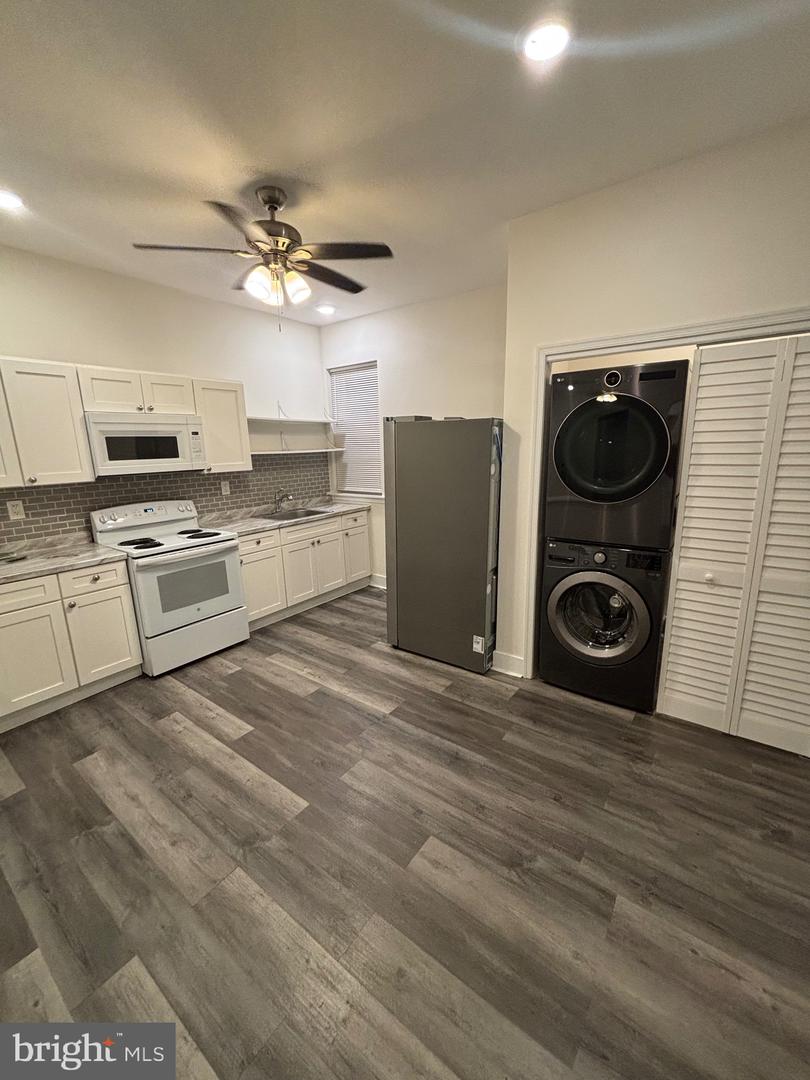 5427 Walnut St #f1 Property Photo 5