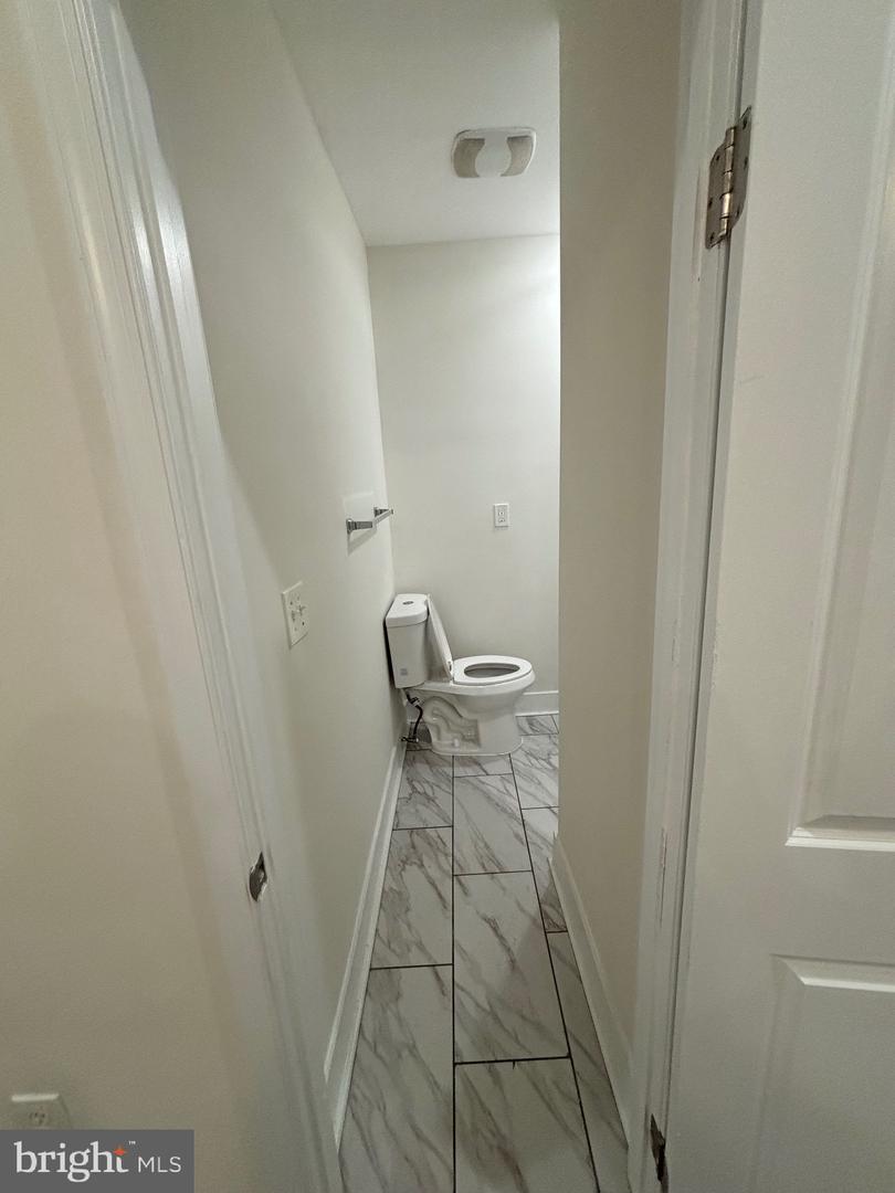 5427 Walnut St #f1 Property Photo 15