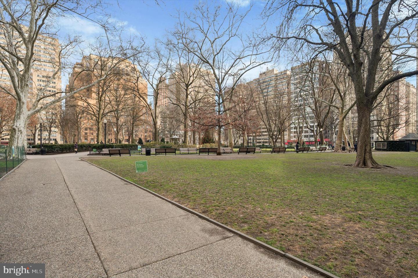 220 W Rittenhouse Sq #6f Property Photo 3