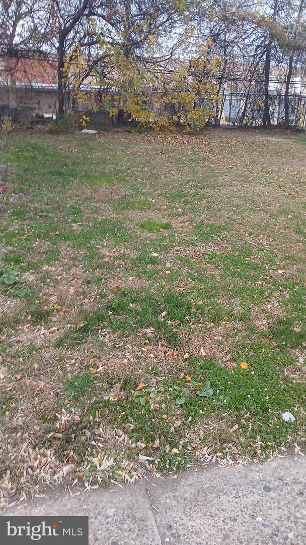 3814 N 10th St Property Photo 4
