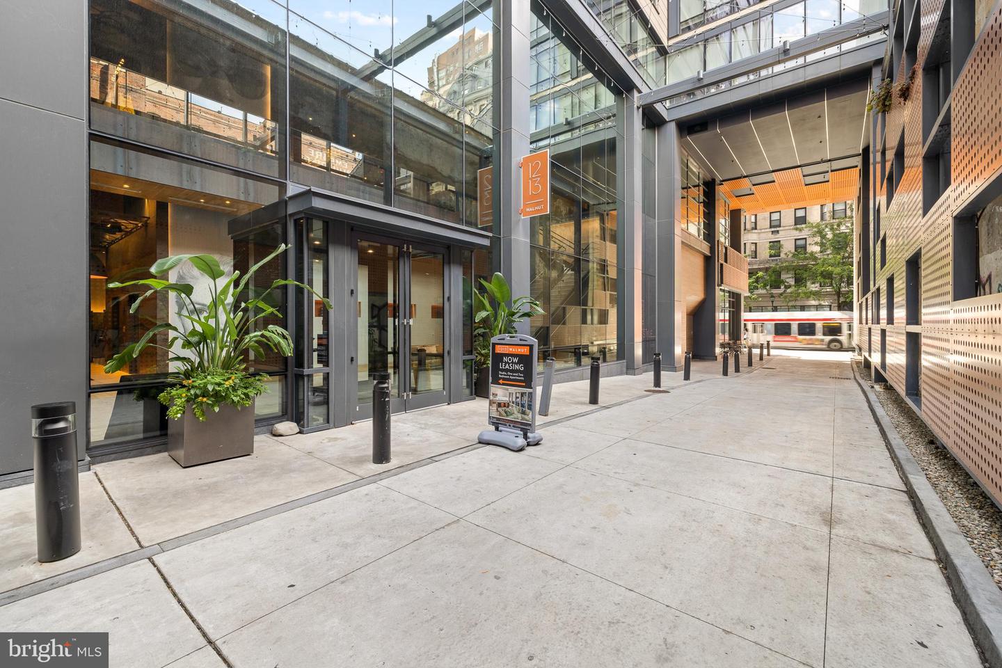 1213 Walnut St #2204 Property Photo 32