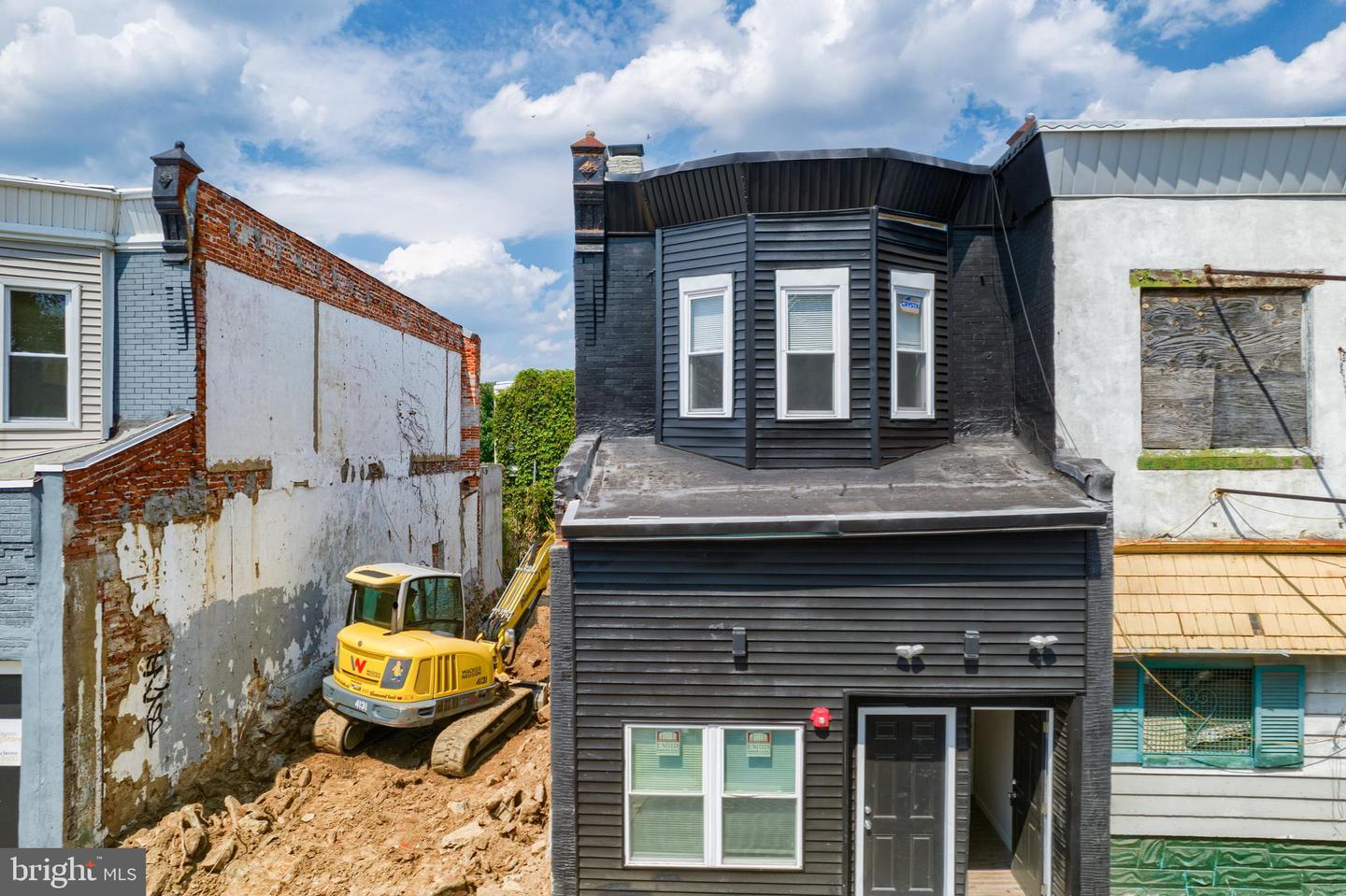 5339 Chestnut St Property Photo 2