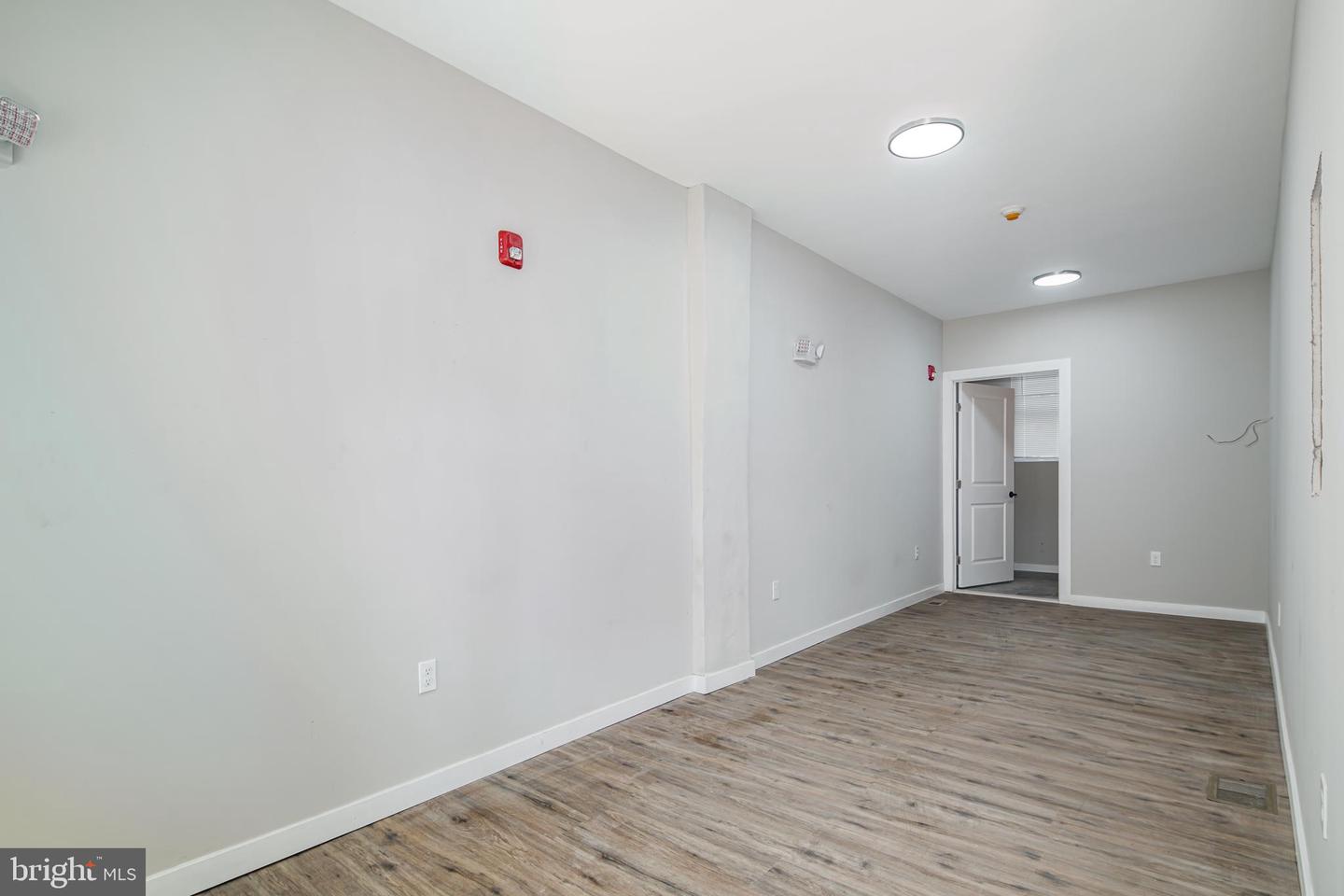 5339 Chestnut St Property Photo 5