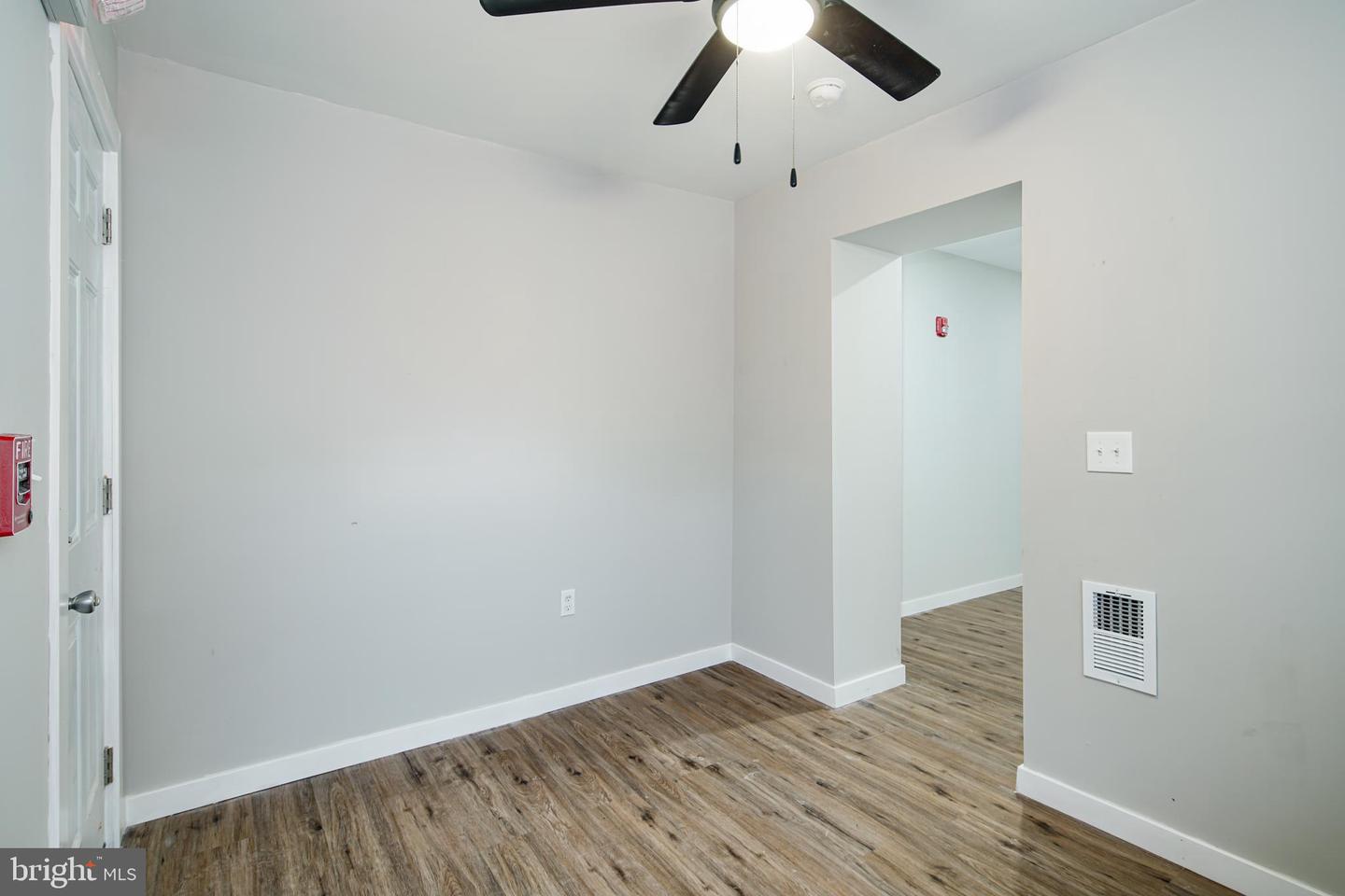 5339 Chestnut St Property Photo 12