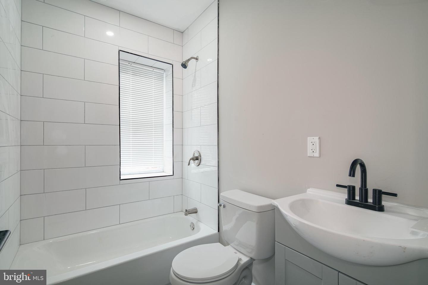 5339 Chestnut St Property Photo 13