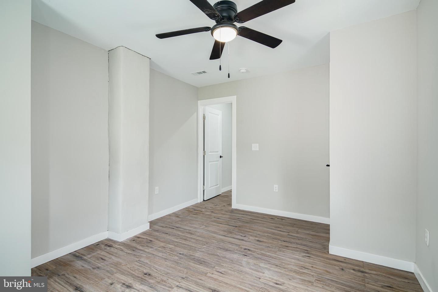 5339 Chestnut St Property Photo 17