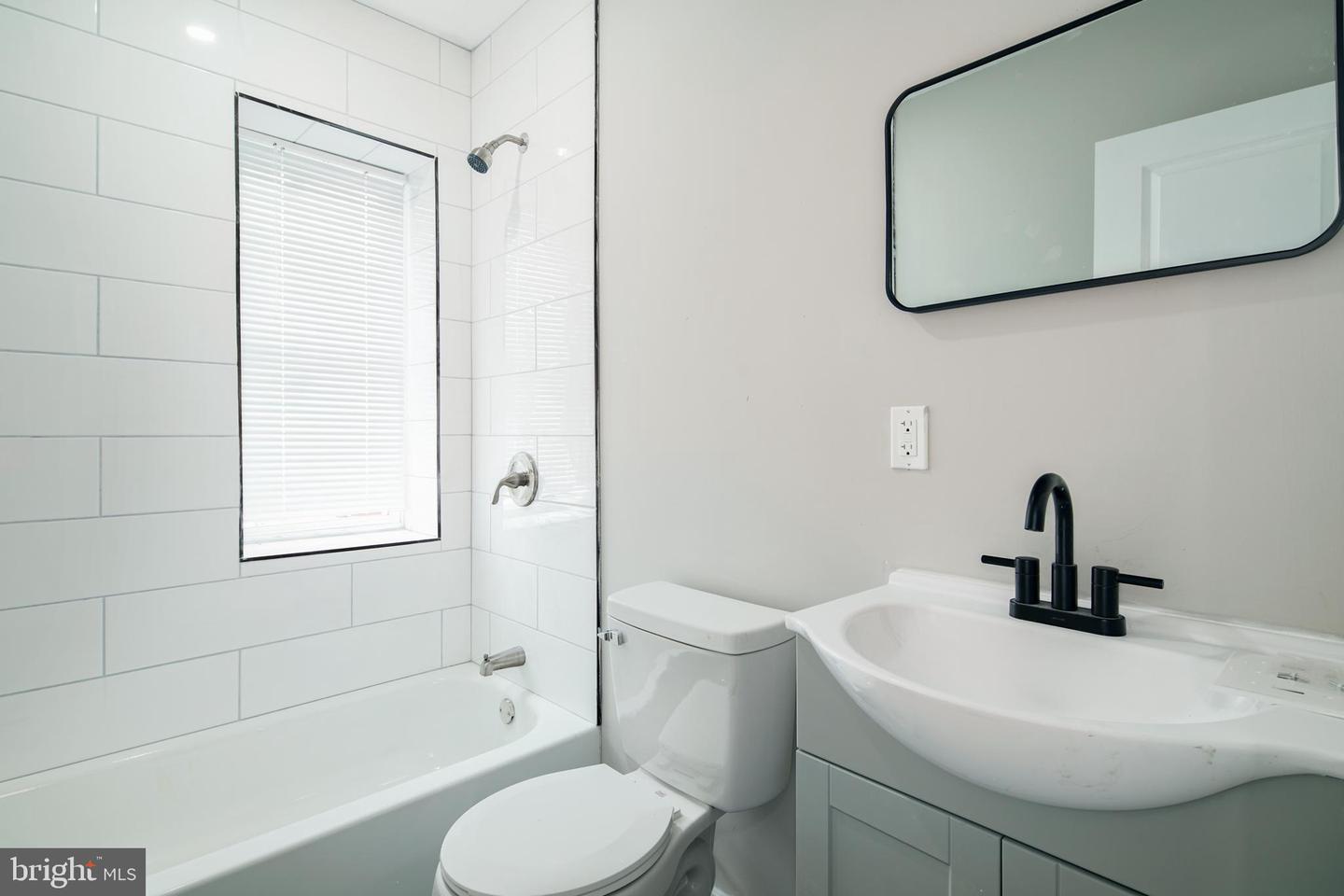 5339 Chestnut St Property Photo 18