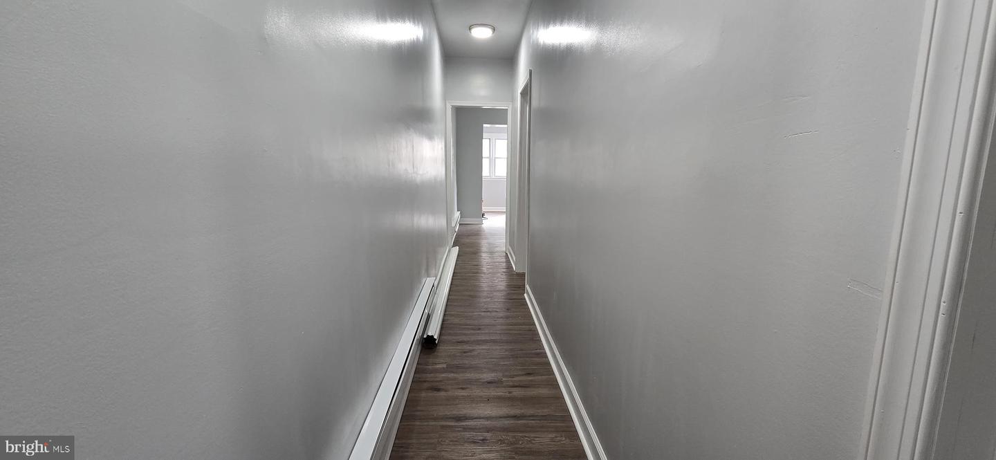 1411 W Loudon St Property Photo 3
