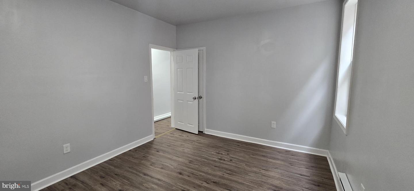 1411 W Loudon St Property Photo 4
