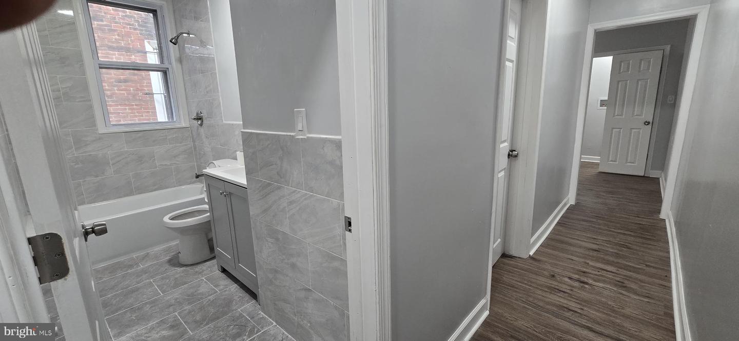 1411 W Loudon St Property Photo 8
