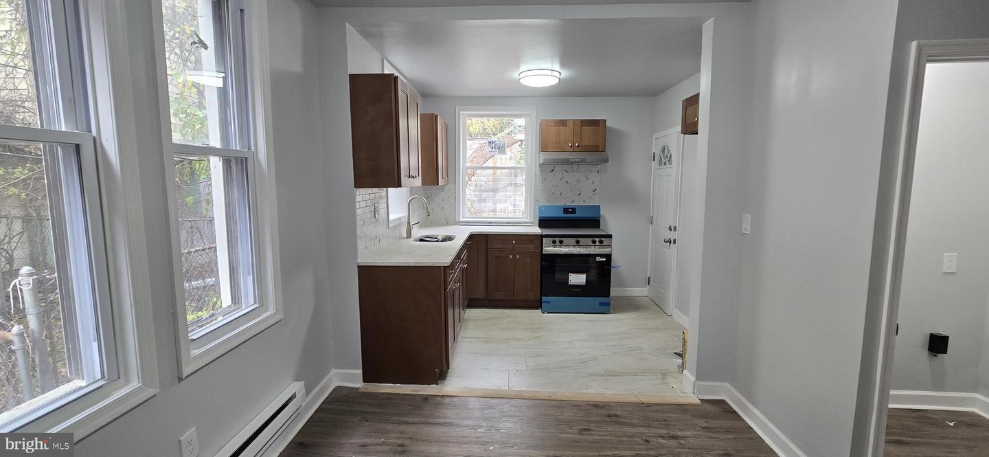 1411 W Loudon St Property Photo 22