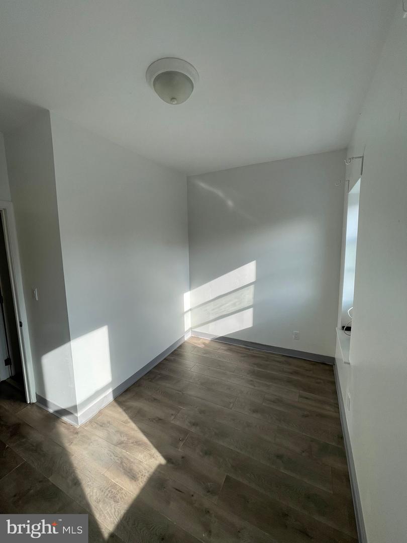 4509 Laird St Property Photo 16