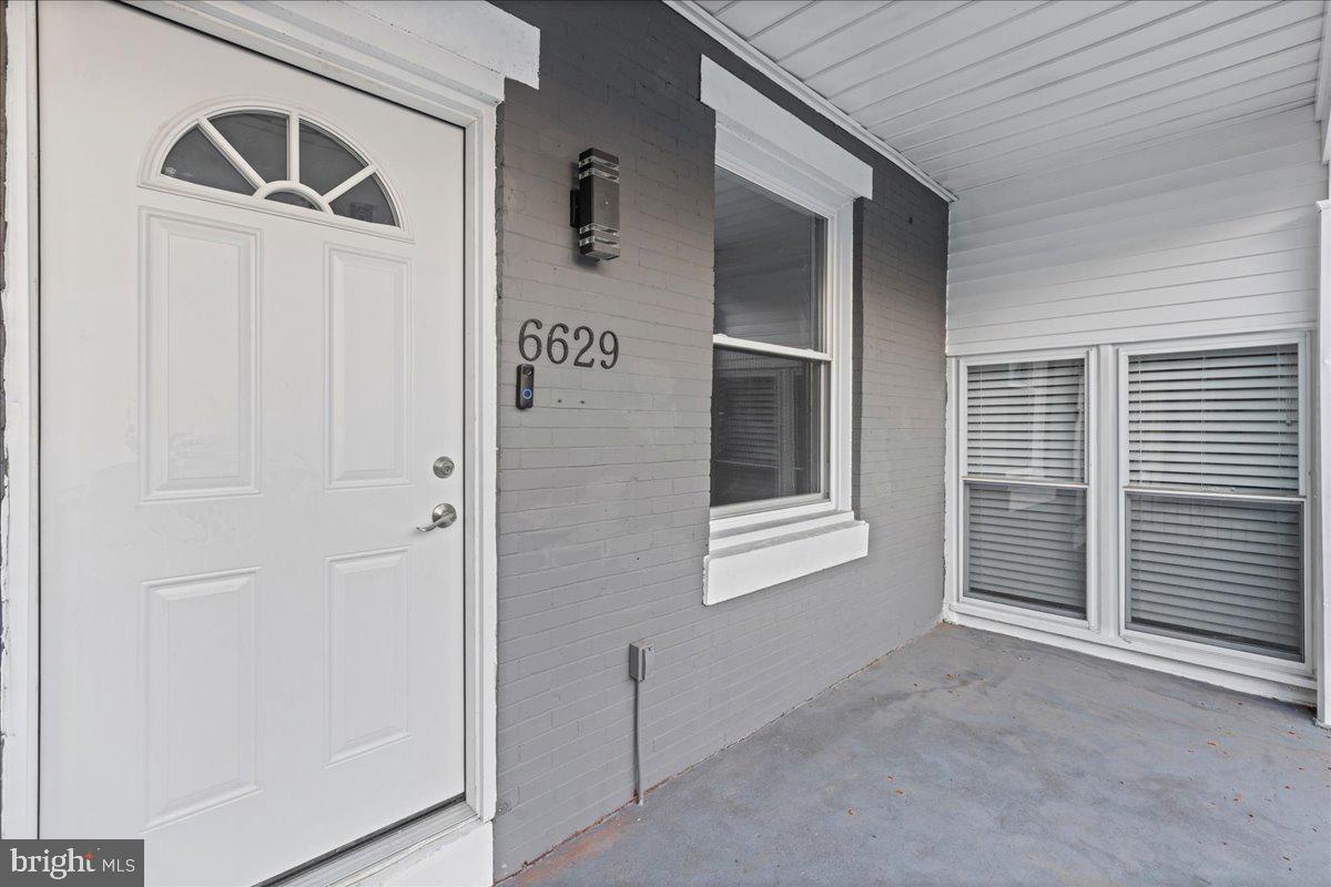 6629 Ross St Property Photo 1