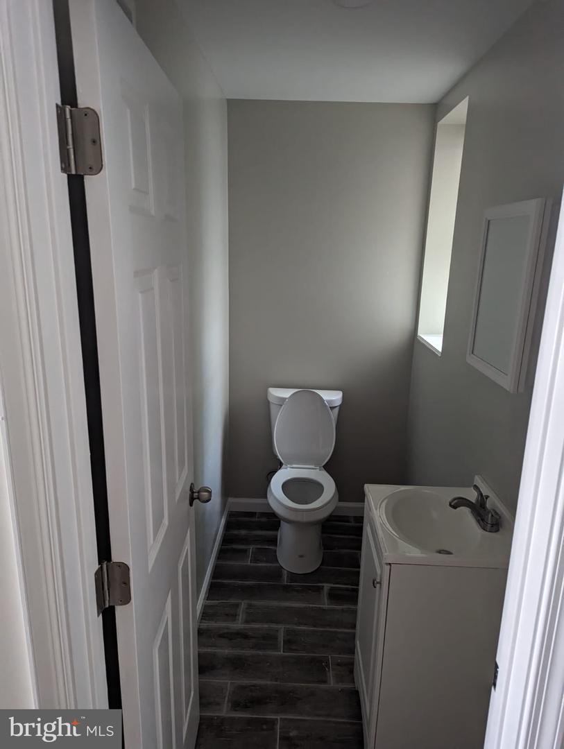 1405 W Pacific St Property Photo 45
