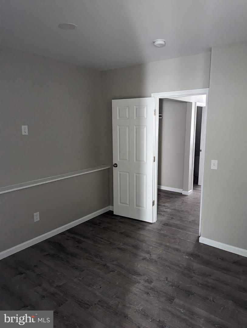 1405 W Pacific St Property Photo 48