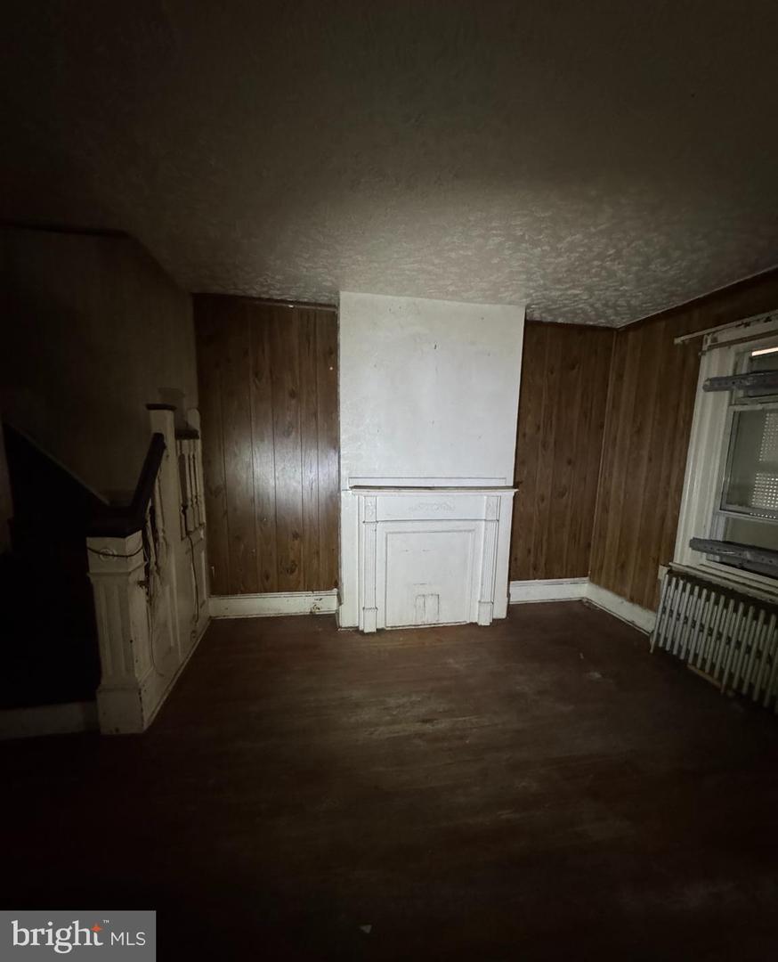 338 N Robinson St Property Photo 5