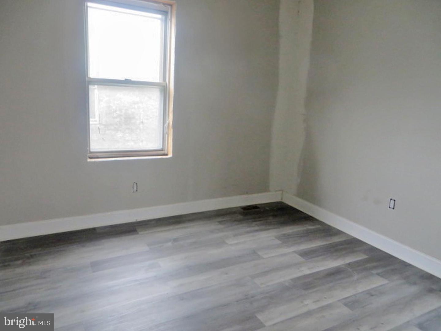 5715 Torresdale Ave Property Photo 11