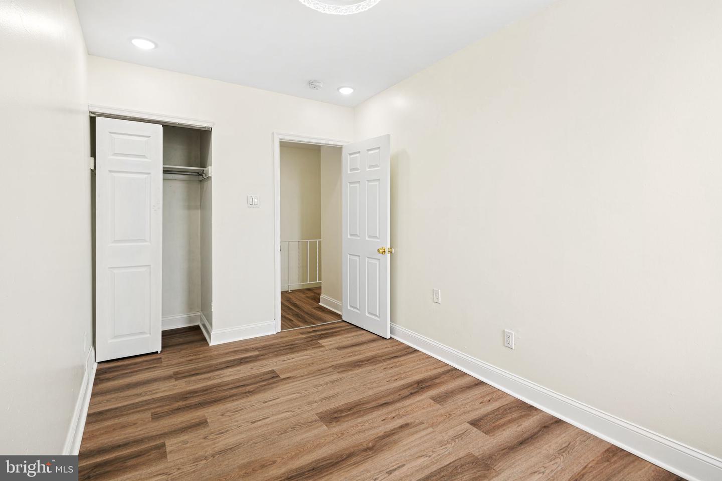 882 N 48th St Property Photo 14