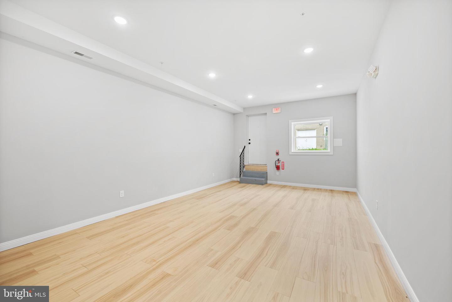 6940-2 Torresdale Ave Property Photo 23
