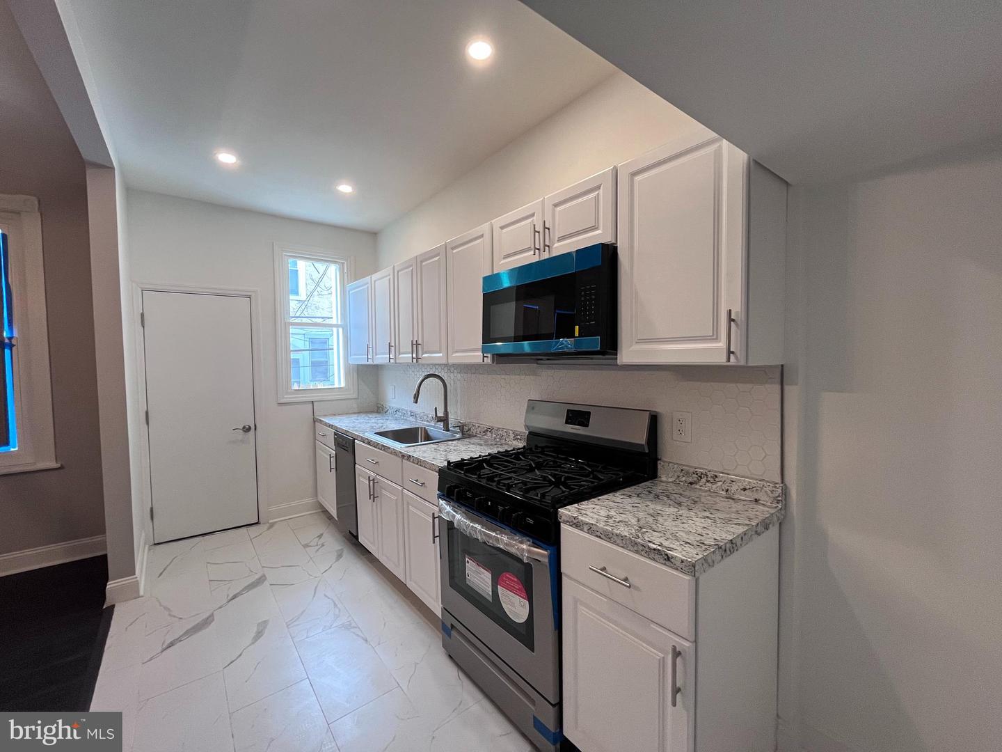 2952 N Judson St Property Photo 14