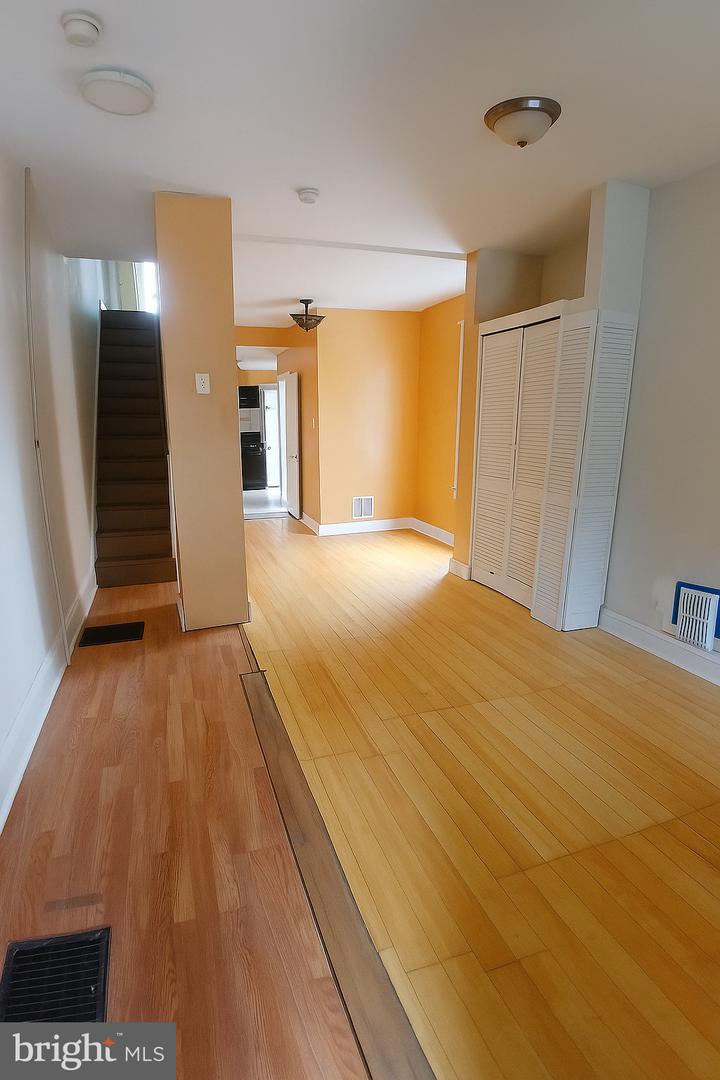 881 N 46th St Property Photo 1