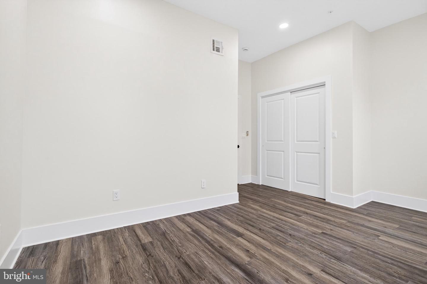 1808 W Susquehanna Ave Property Photo 19