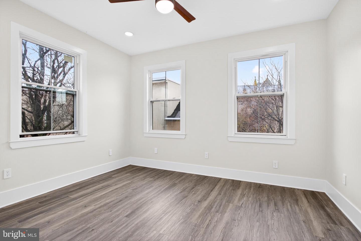 1808 W Susquehanna Ave Property Photo 32