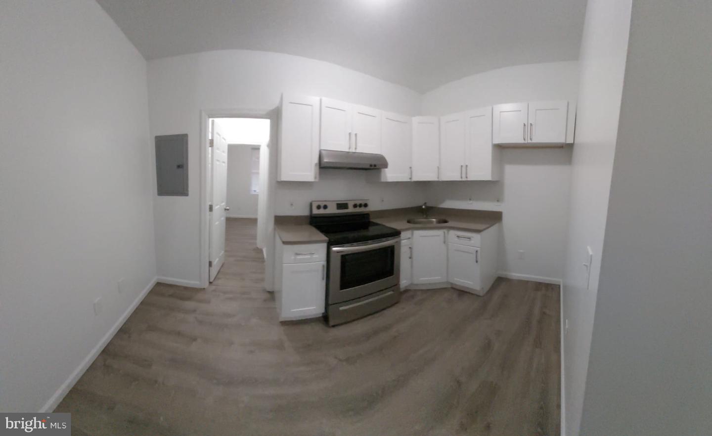1417 LENOX AVE Property Photo 1