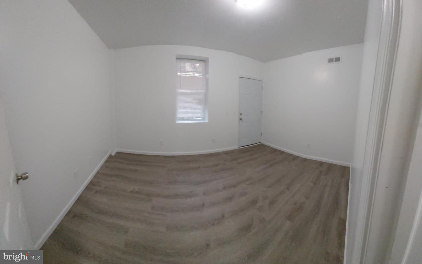 1417 Lenox Ave Property Photo 6