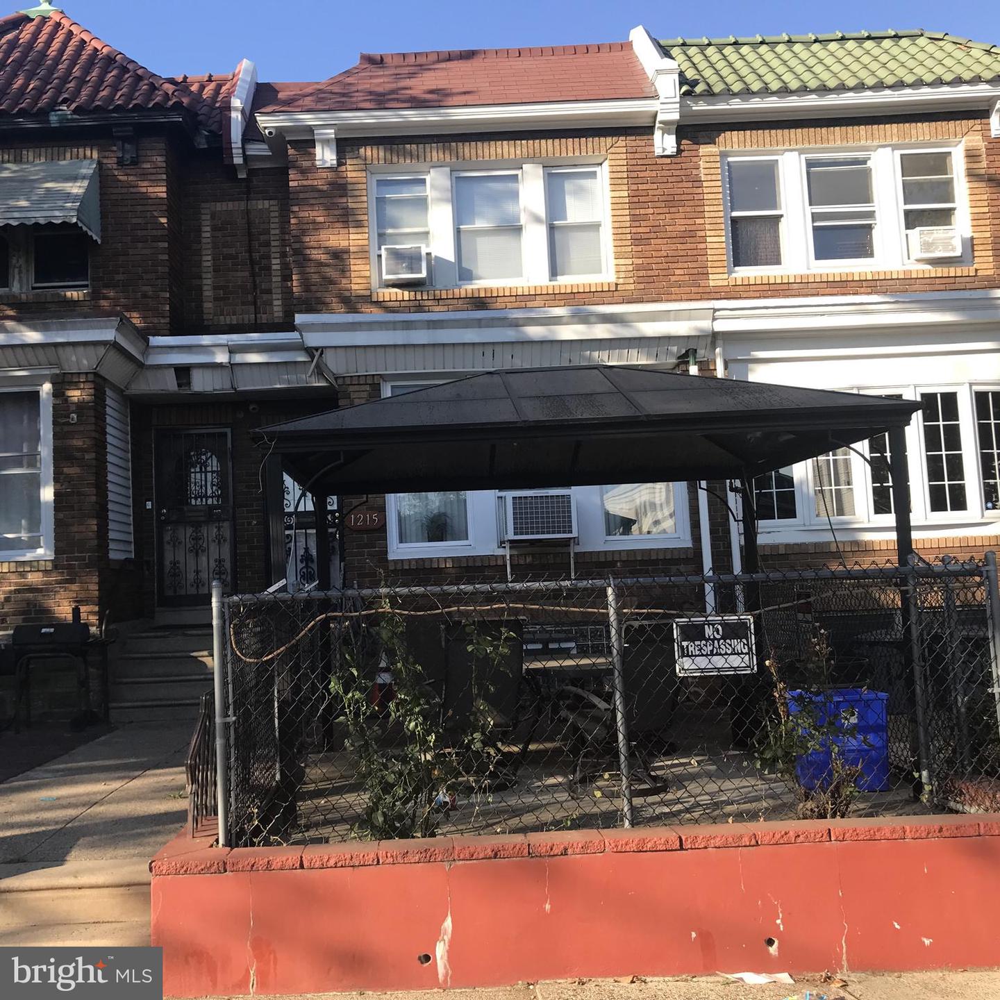 1215 Bridge St Property Photo 1