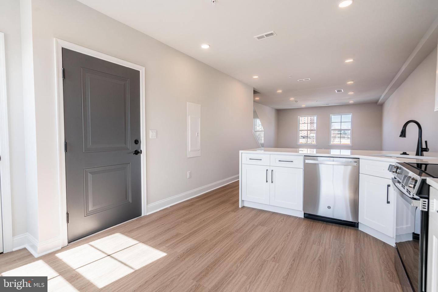 4070 Conshohocken Ave #b Property Photo 3